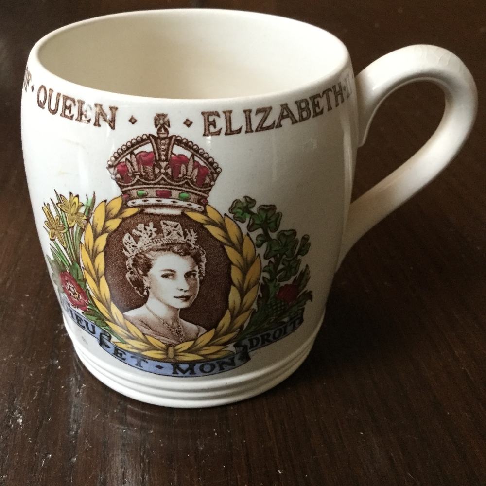 Mug, Queen Elizabeth Coronation China Antique Collectable